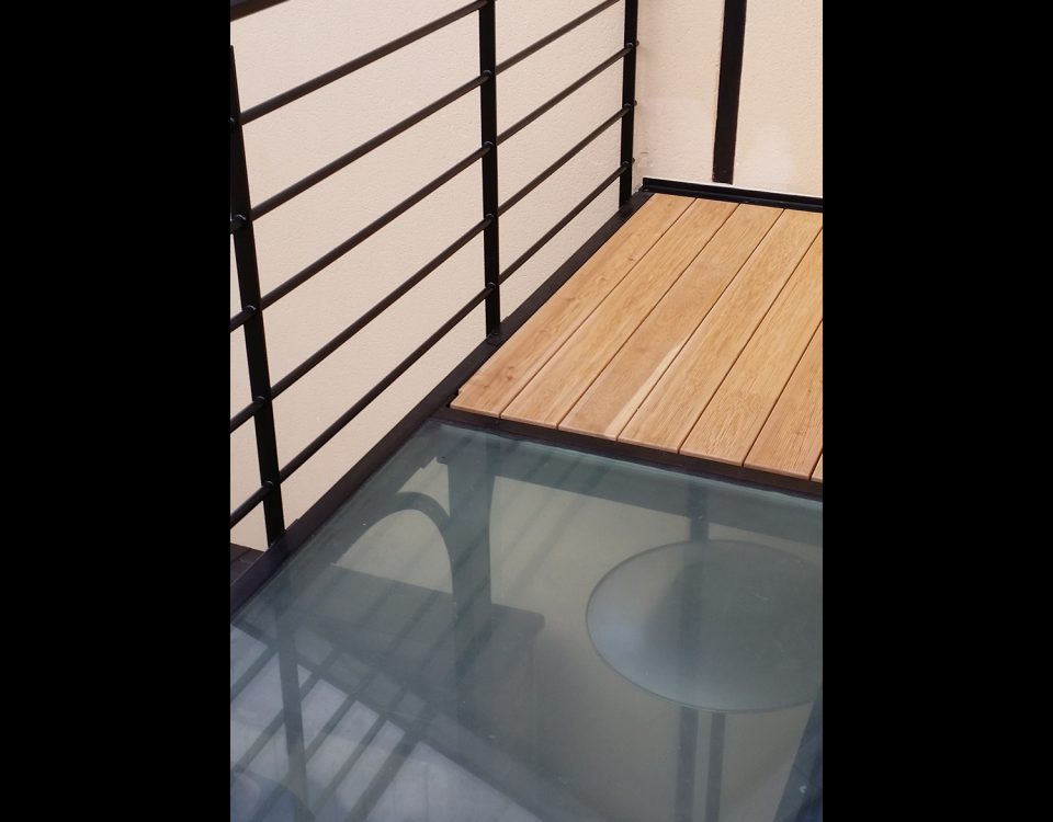 balcon Payot plancher verre transparent